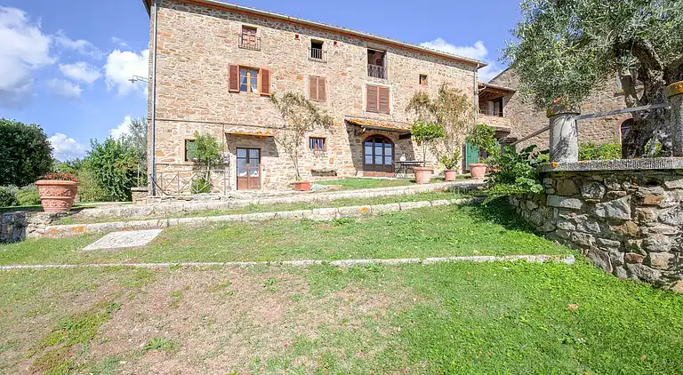 Farm house in Civitella in Val di Chiana
