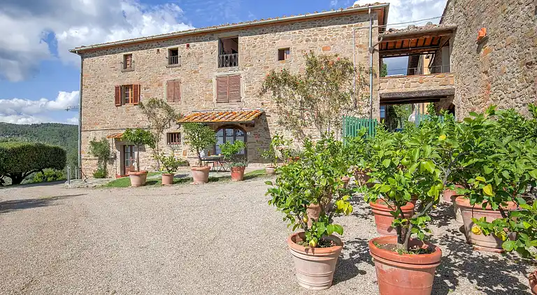 Farm house in Civitella in Val di Chiana