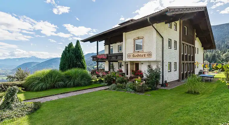 Apartment in Treffen am Ossiacher See