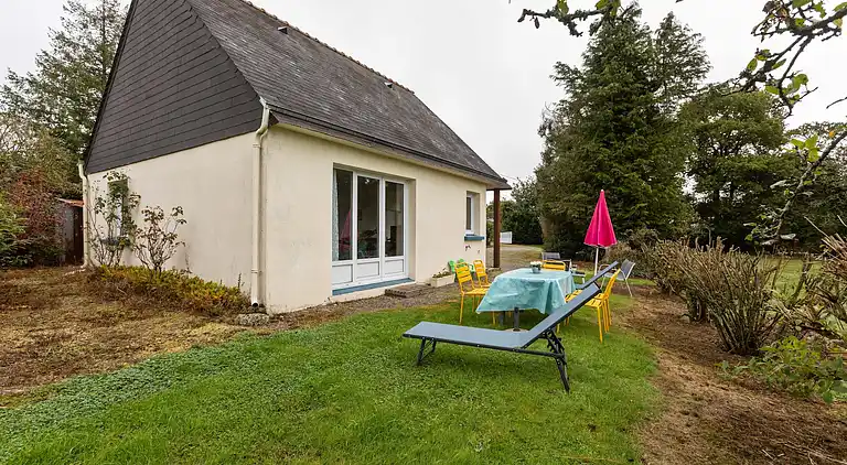 Holiday home in Meslan