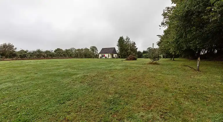 Holiday home in Meslan