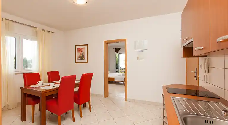  Apartment Junior with Pool, Trogir, Okrug Gornji, Croatien