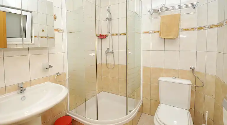  Apartment Classic with pool and Jacuzzi,Trogir,Okrug Gornji