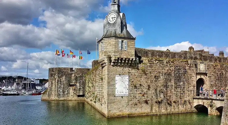 Semesterbostad i Querrien