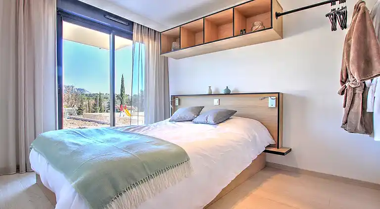 Apartment in Vence