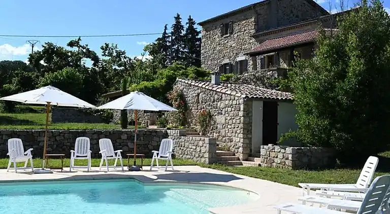 Villa en Largentière