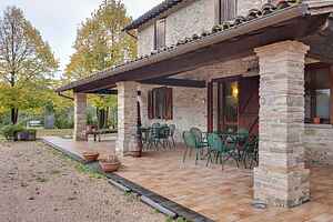 Farm house in Sant'Angelo in Vado