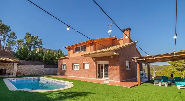 Chalet for 8 people near Sitges