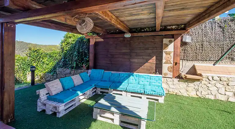 Chalet for 8 people near Sitges