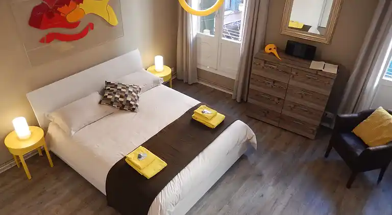 Newly refurbished, bright and central!