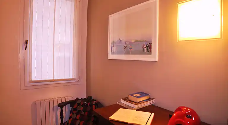 Great location, comfortable and quiet