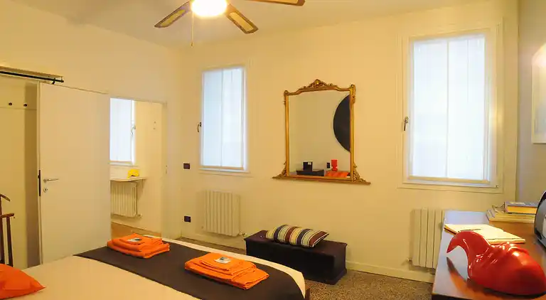 Great location, comfortable and quiet