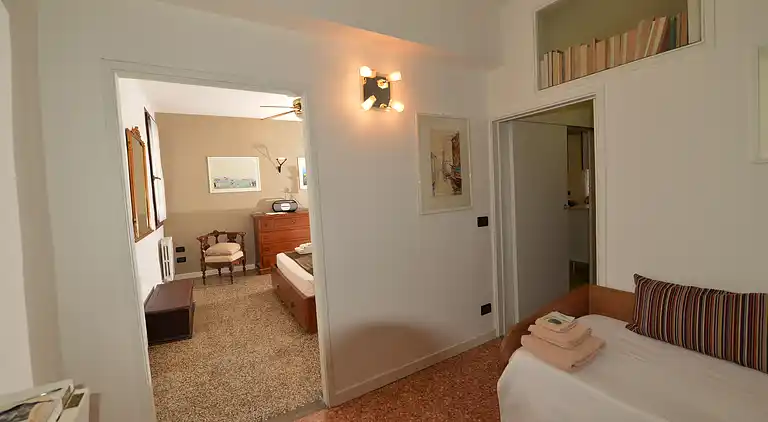 Great location, comfortable and quiet