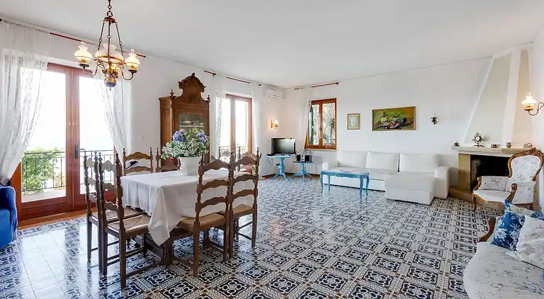 Villa in Torri del Benaco