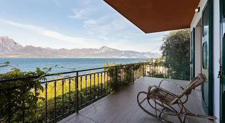 Villa in Torri del Benaco