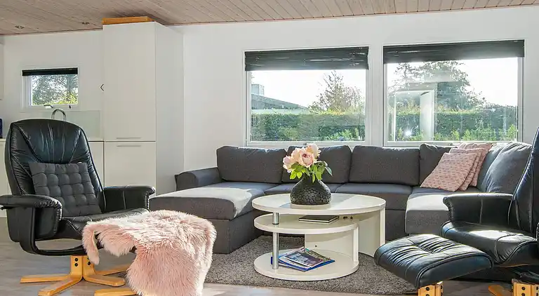 Sommerhus ved Flovt Strand