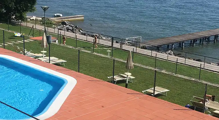 Apartment in Padenghe sul Garda