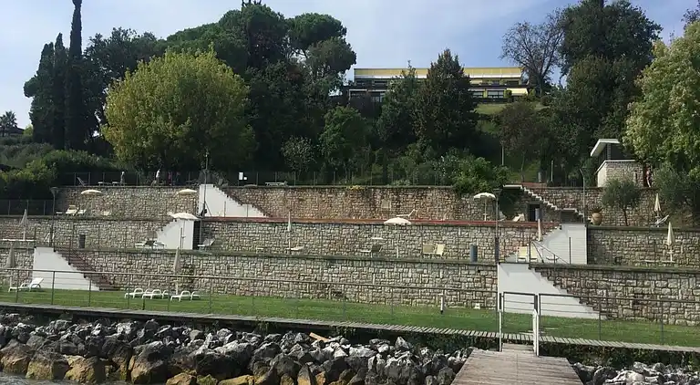 Apartment in Padenghe sul Garda