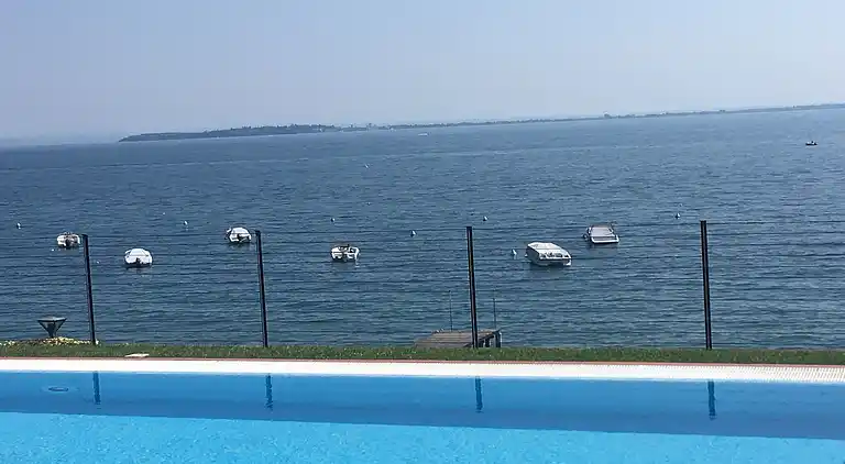 Apartment in Padenghe sul Garda