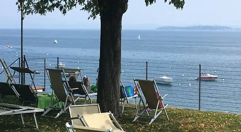 Apartment in Padenghe sul Garda