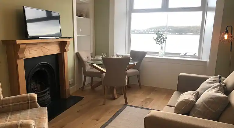 Ferielejlighed i Strone