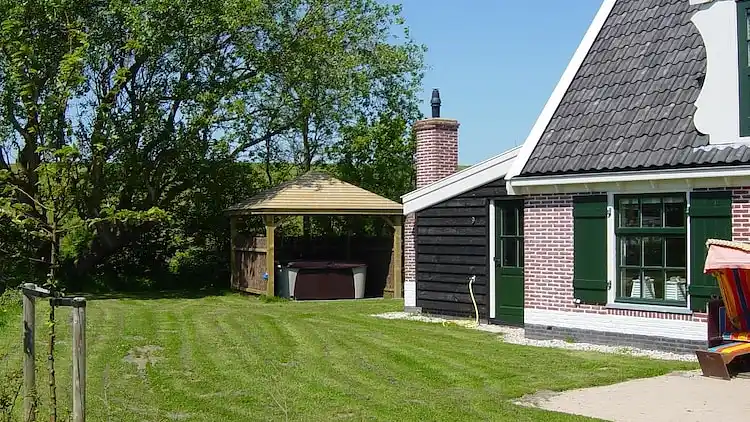 Villa i Hippolytushoef