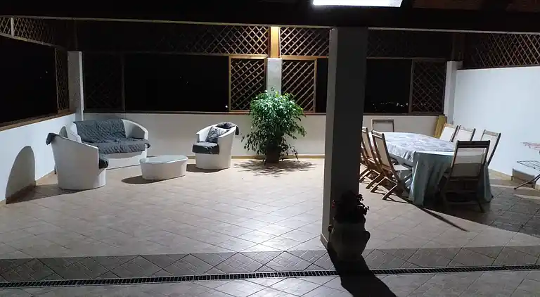 Mansion with view of the sea