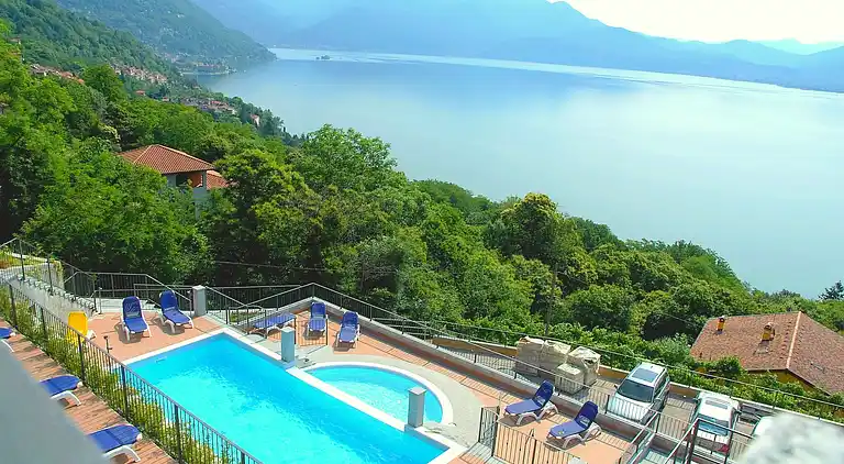 Ferielejlighed i Oggebbio