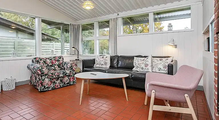 2½ room w/seaview,renovated