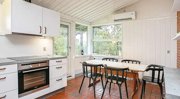 2½ room w/seaview,renovated