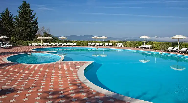 Gårdshus i San Giovanni d'Asso