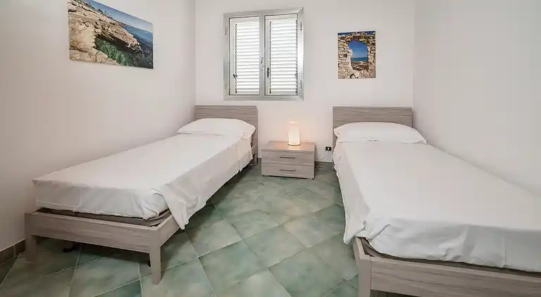 Archimede, apartment with sea view and in the center