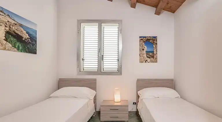 Archimede, apartment with sea view and in the center