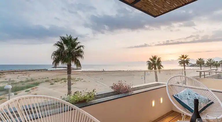 Medea, apartment facing the sea with view