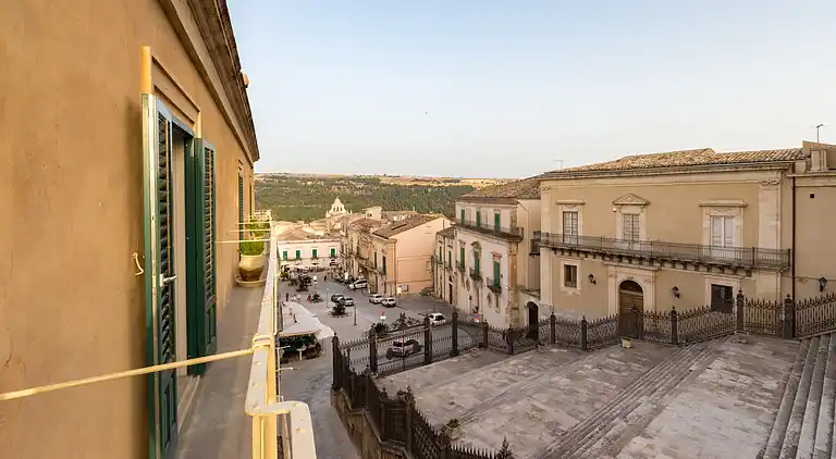 Enea, apartment overlooking the cathedral
