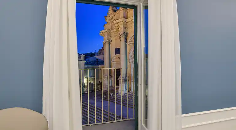 Achille, apartment in the center and overlooking the Duomo