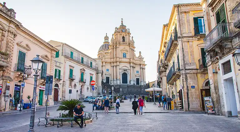 Achille, apartment in the center and overlooking the Duomo