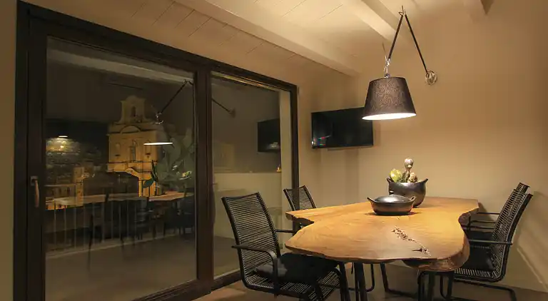 Platone, apartment with panoramic view and in the center