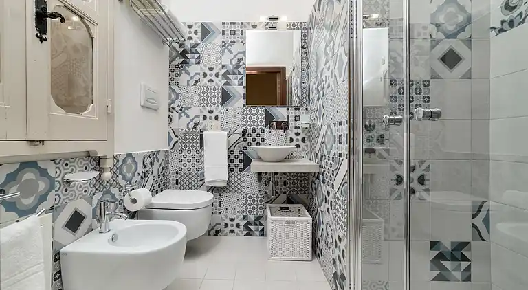 Amelia, seafront villa overlooking the beach