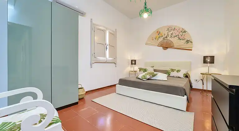 Amelia, seafront villa overlooking the beach