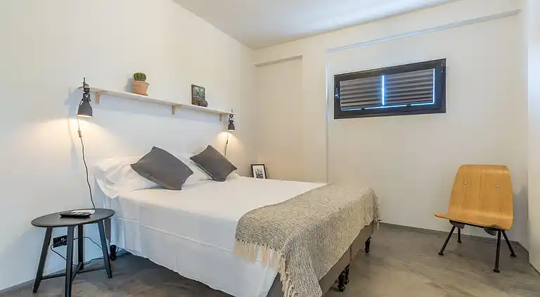 Demetra, modern villa with swimming pool and sea view