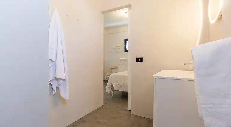 Demetra, modern villa with swimming pool and sea view