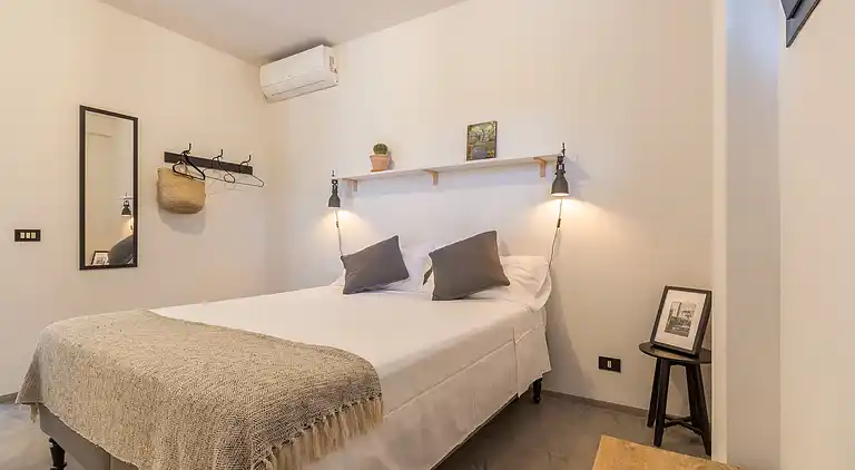 Demetra, modern villa with swimming pool and sea view