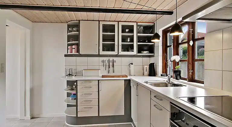 Fint fiskerhus med havutsikt