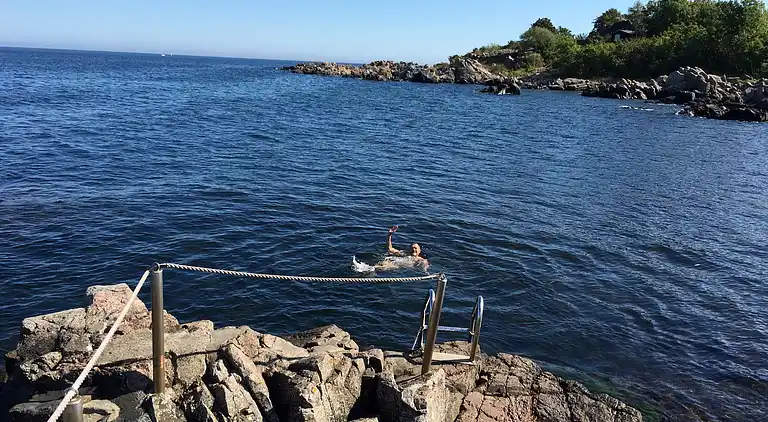 Fint fiskerhus med havutsikt