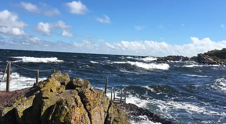 Fint fiskerhus med havutsikt