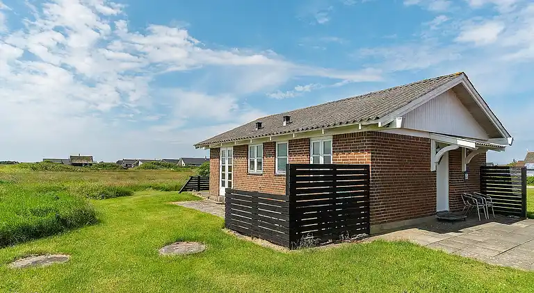 Sommerhus ved Vrist Strand