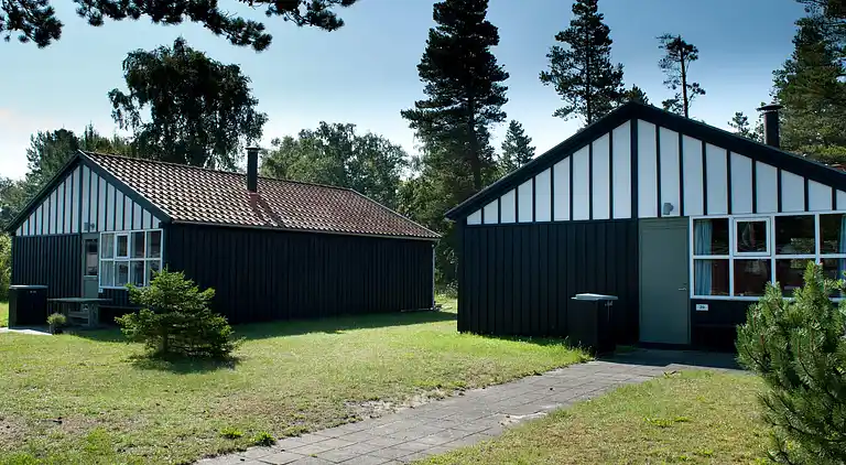 3 room, close to the sea/dike