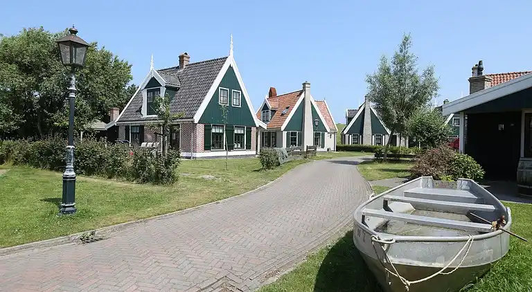 Villa i Hippolytushoef