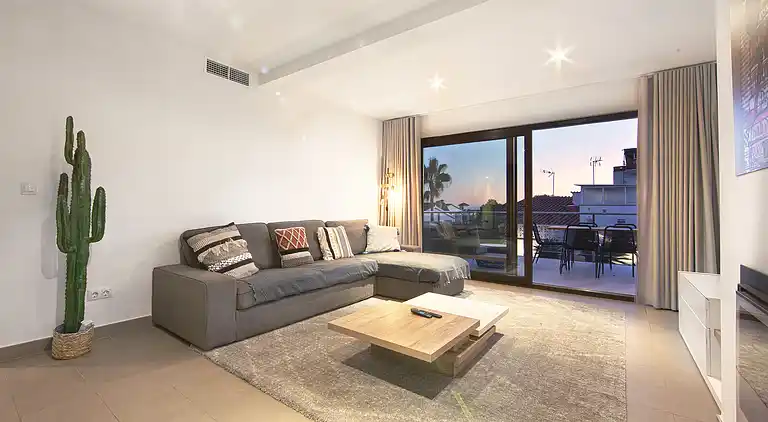 Great family villa close to the beach for rent